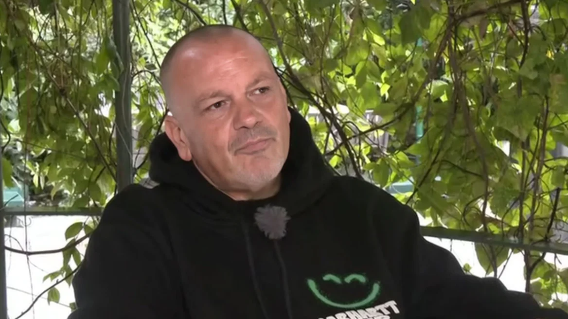 Δημήτρης Σκαρμούτσος: «Τα παιδιά μου μού έμαθαν την αγάπη – Πριν γεννηθούν δεν νομίζω ότι είχα αγαπήσει»
