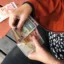 Συνταξιούχοι: Ποιοι θα λάβουν μικρότερες ετήσιες αυξήσεις λόγω προσωπικής διαφοράς – Αντιδρά η αντιπολίτευση, τι απαντά το υπουργείο Εργασίας