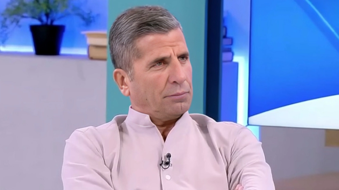 Θανάσης Βισκαδουράκης για Γιώργο Μαζωνάκη: «Ένας μεγάλος ροκ σταρ που έφτιαξε μόνος του το οικοδόμημά του»