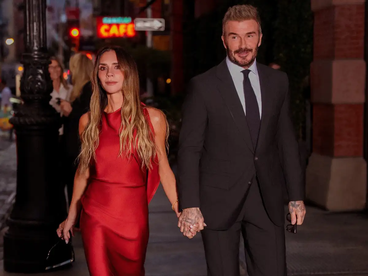 Victoria και David Beckham: Με άψογο couple style σε μια βραδιά αφιερωμένη στο brand της