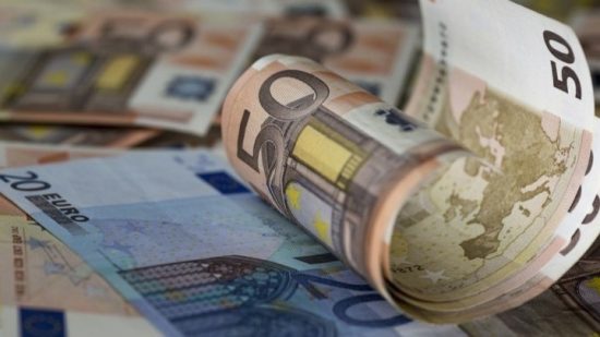 Τριπλή πληρωμή για τους συνταξιούχους έως το τέλος Νοεμβρίου – Πότε καταβάλλονται οι συντάξεις και τα 400 ευρώ